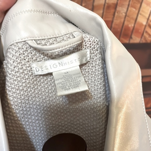 Design History NYC faux leather and knit sweater jacket. Women’s medium - Picture 6 of 7